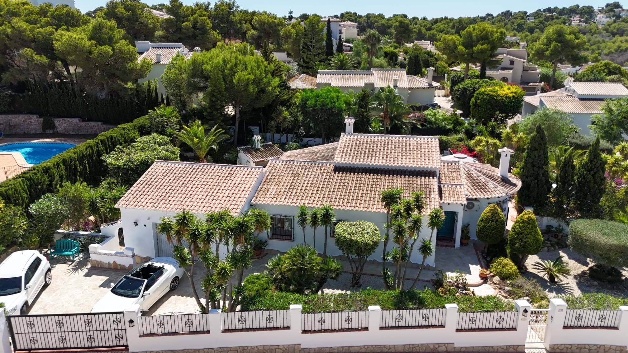 Vista exterior de Casa o xalet en venda en Jávea / Xàbia amb Aire condicionat, Calefacció i Terrassa