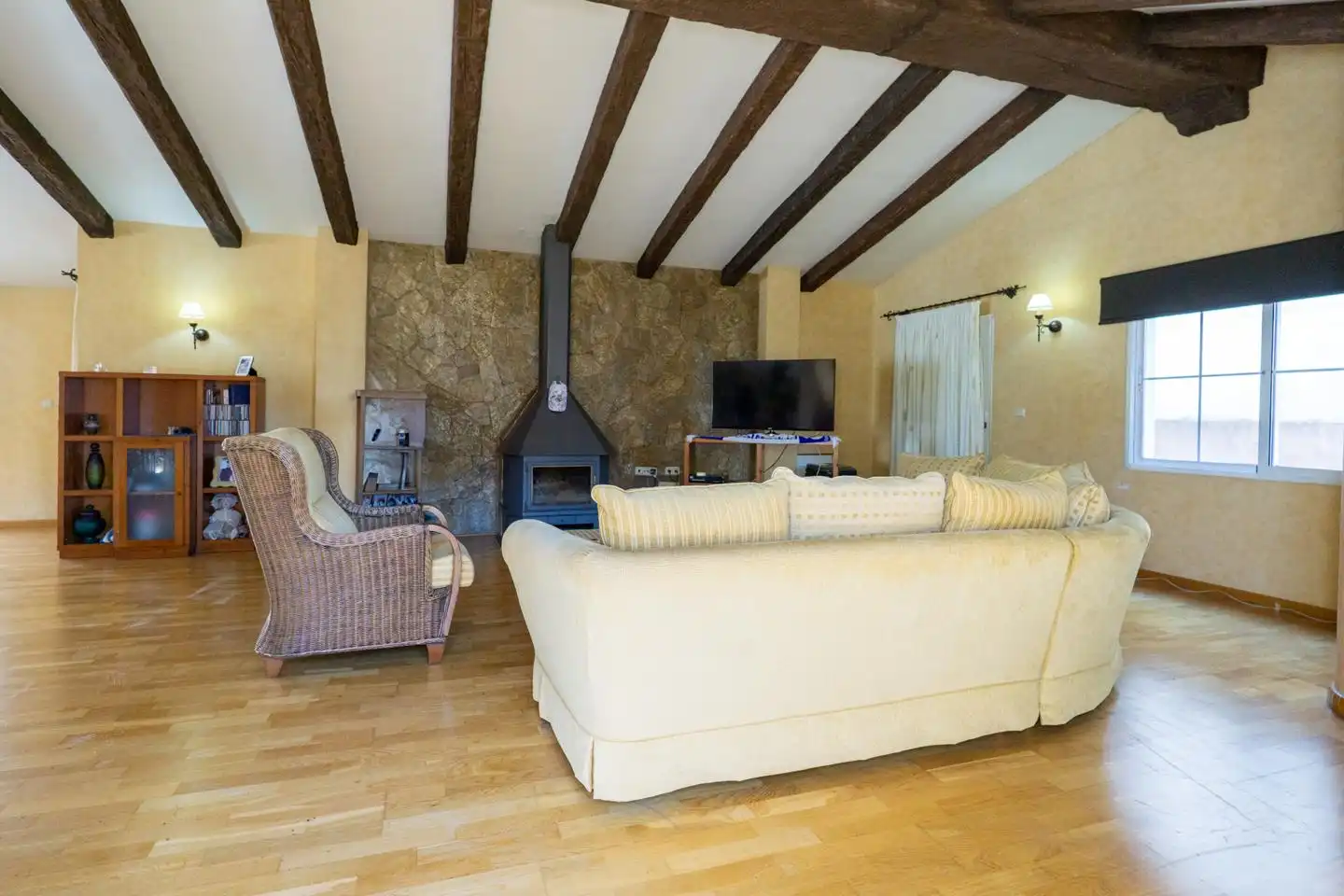 Sala de estar de Casa o chalet en venta en Cox con Aire acondicionado, Jardín privado y Parquet