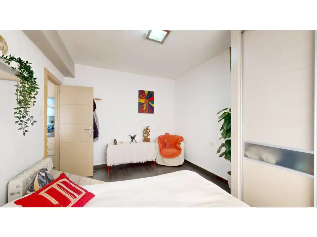 Habitación de Piso en venta en Valencia con Aire acondicionado