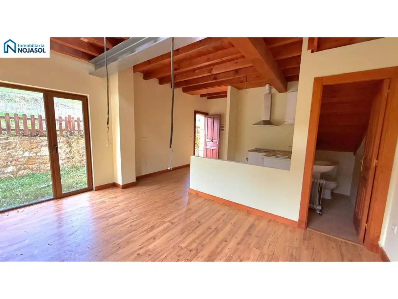 Cocina de Apartamento en venta en Vega de Liébana con Calefacción, Jardín privado y Parquet