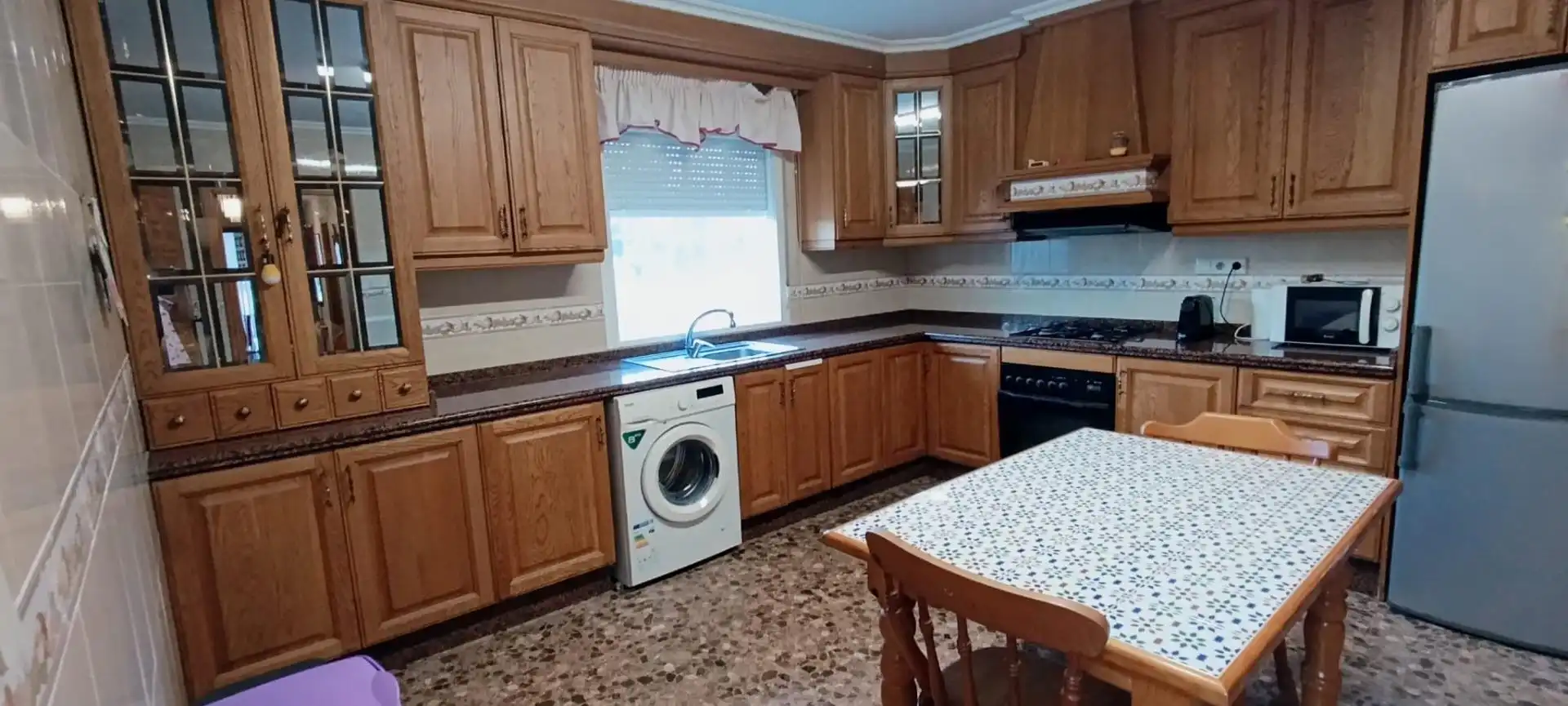 Cuina de Casa o xalet en venda en Elche / Elx amb Jardí privat, Terrassa i Traster
