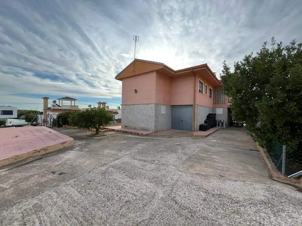 Außenansicht von Haus oder Chalet zum Verkauf in Polop mit Heizung, Privatgarten und Terrasse