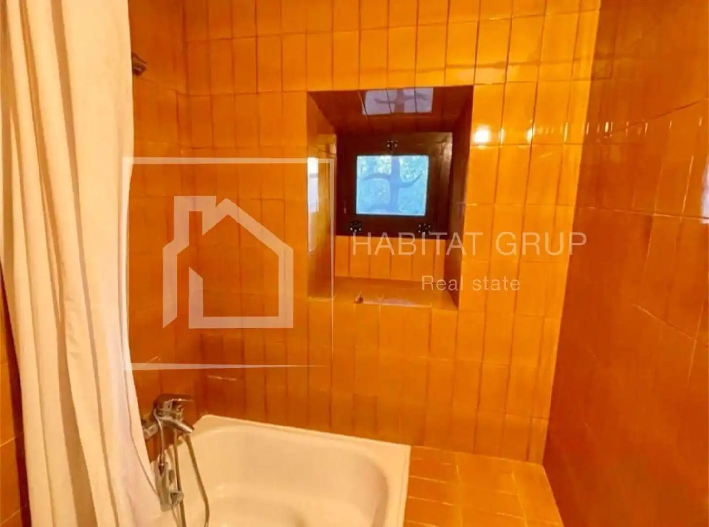 Bathroom of Houses for sale in Canet d'Adri  with Private garden and Terrace