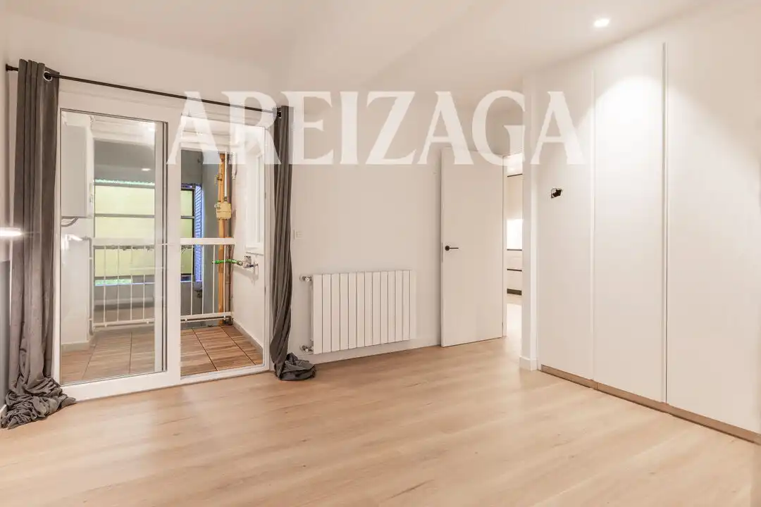 Piso en venta en Antiguo