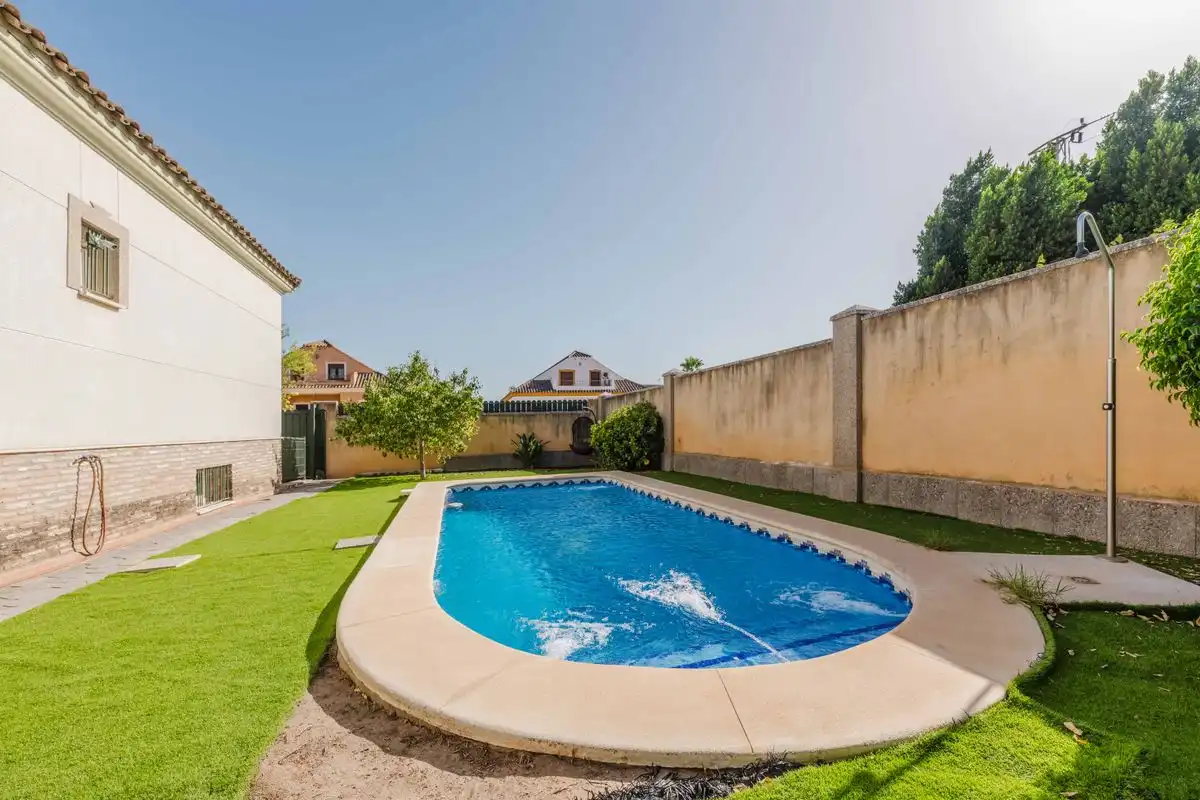 Casa amb terrassa en venda a Calle Albacora, imagen 2