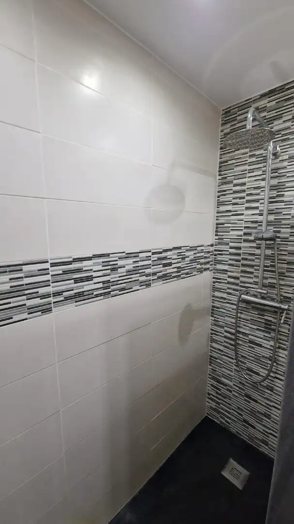 Bathroom of Flat for sale in Arroyo de la Miel 