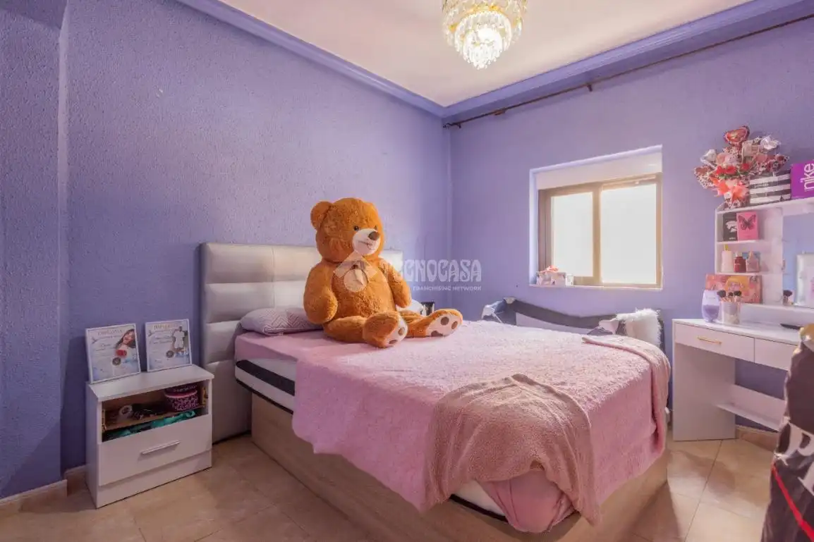 Habitación de Piso en venta en Salamanca con Trastero y Balcón