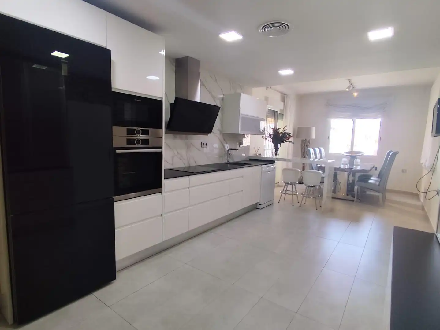 Cocina de Casa o chalet en venta en Murcia con Aire acondicionado, Jardín privado y Terraza