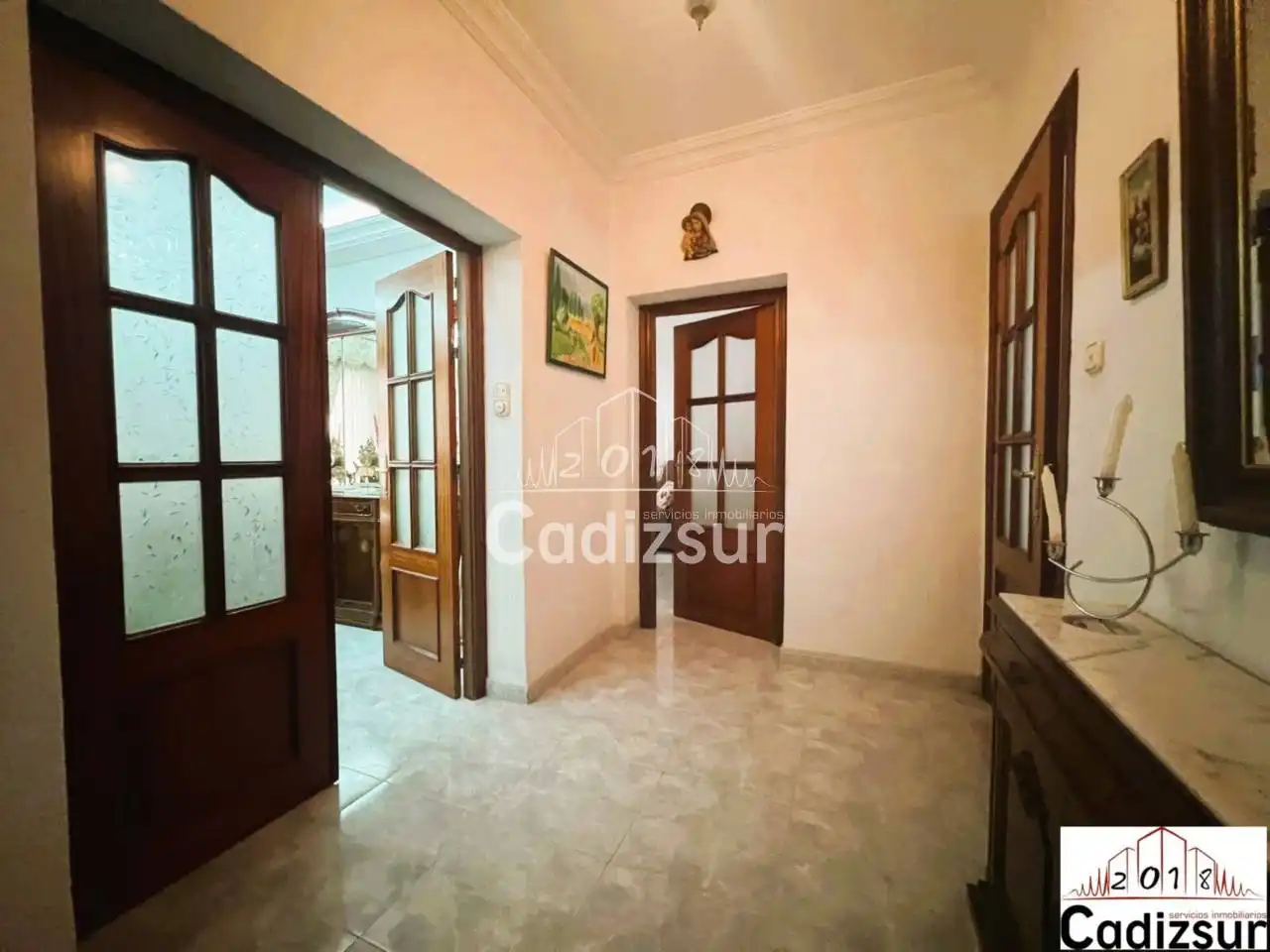 Wohnung zum Verkauf in Cádiz mit Klimaanlage und Terrasse