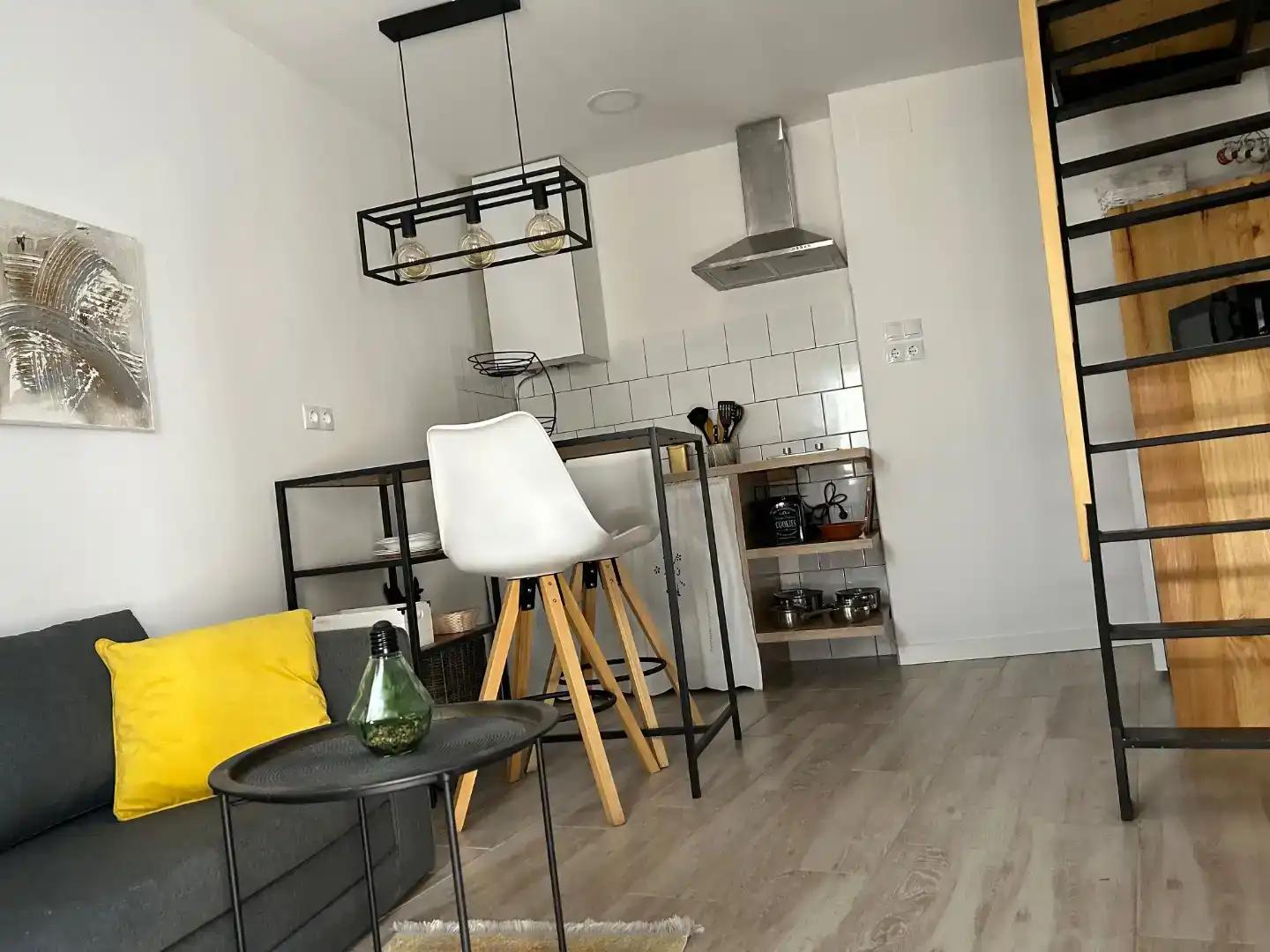 Küche von Loft zur Miete in Higueruela mit Parkett und Möbliert