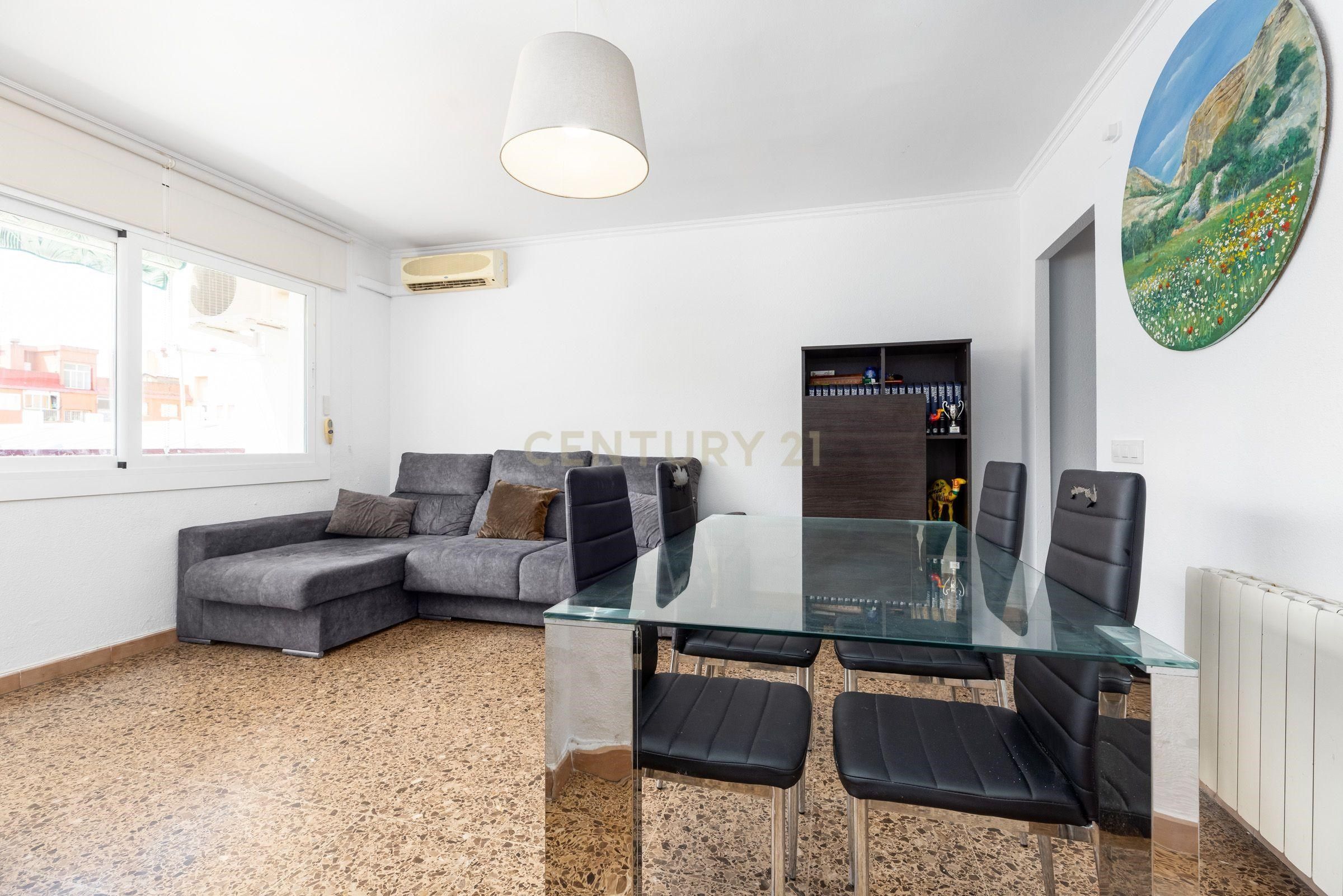 Living room of Flat for sale in Pineda de Mar  with Air Conditioner