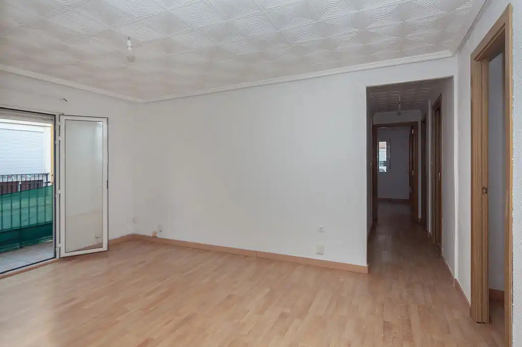 Piso en venta en Avenida de la Paz  