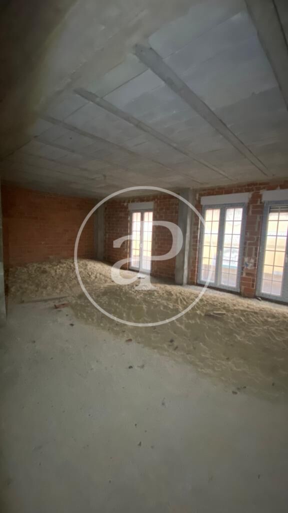 Single-family semi-detached for sale in  Valencia Capital  with Heating, Terrace and Balcony