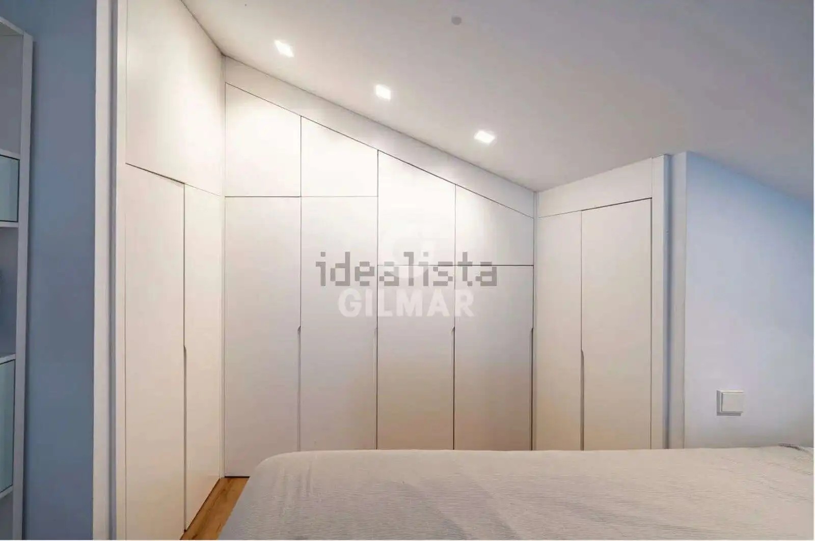 Bedroom of Office for sale in Madrid  with Heating