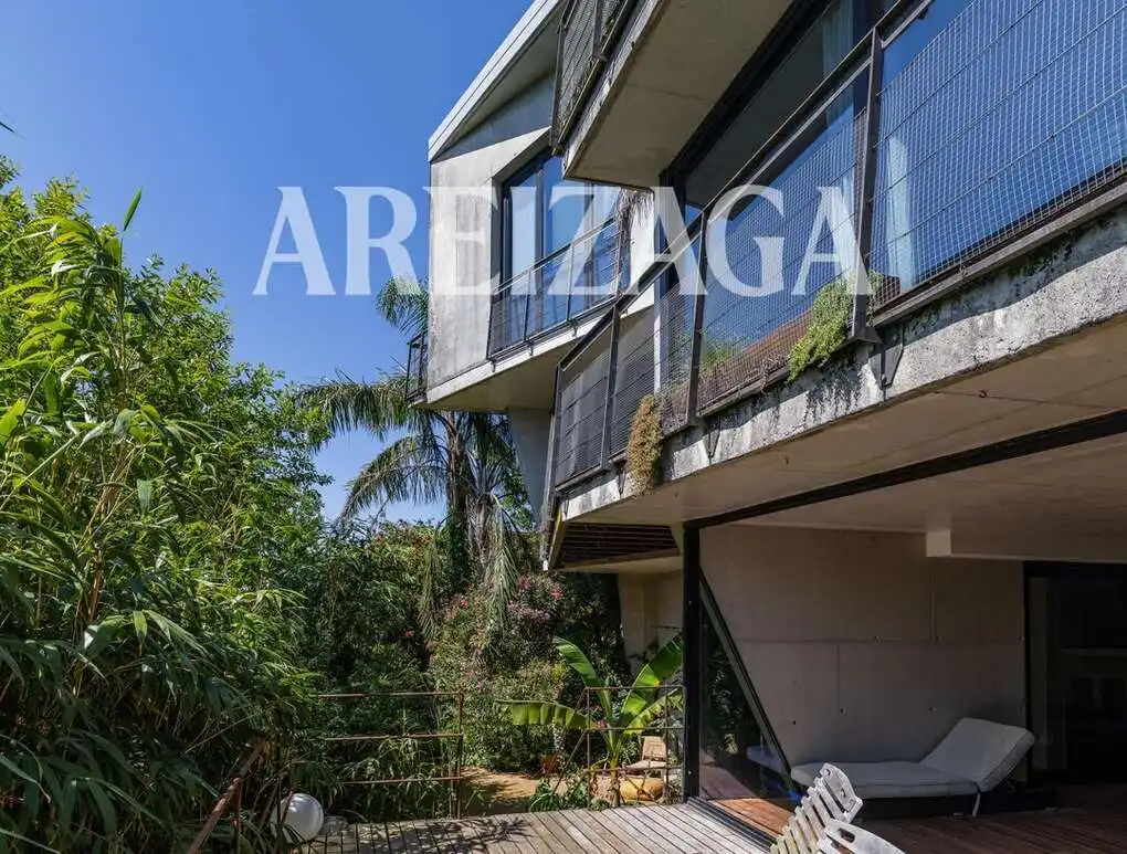 Vista exterior de Casa o chalet en venta en Donostia - San Sebastián  con Aire acondicionado, Calefacción y Jardín privado