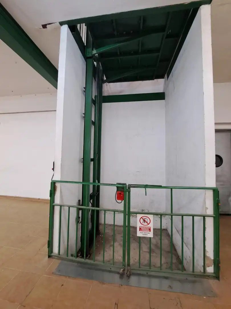 Industriegebäude zum Verkauf in Calle TEXTIL DEL 9, imagen 9