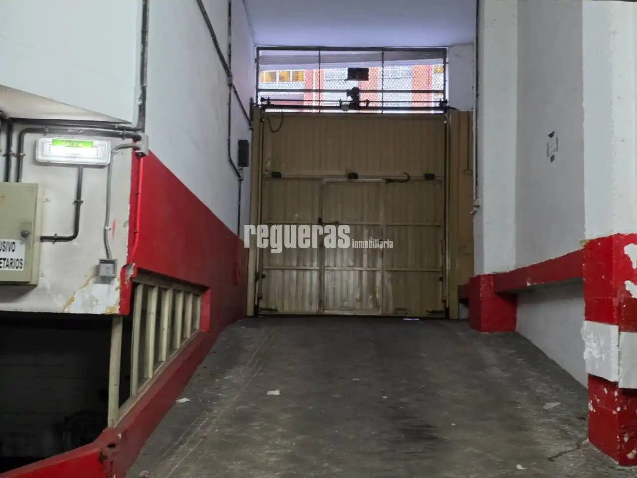 Parkplatz zum Verkauf in Calle Constantino Suárez Españolito, imagen 4