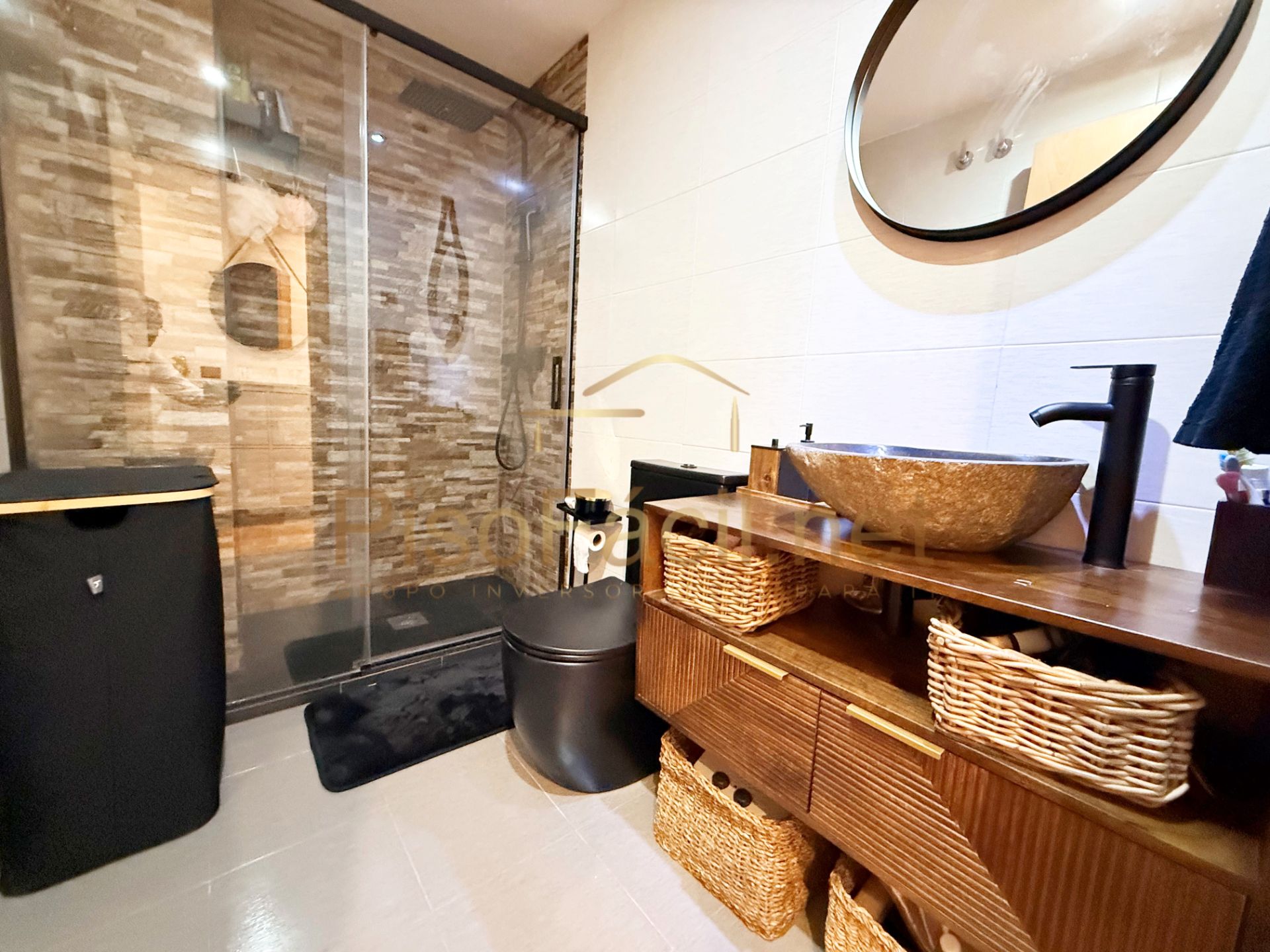 Flat for sale in Calle del Planeta Venus, Parla Este