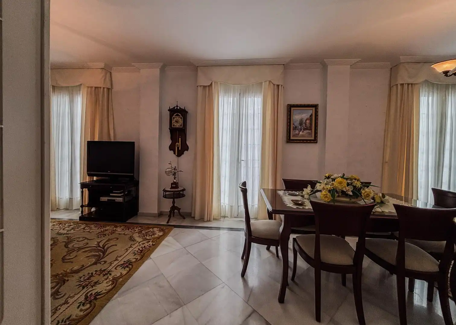 Sala d'estar de Casa adosada en venda en Camas amb Aire condicionat, Calefacció i Terrassa