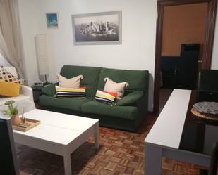 Sala d'estar de Pis de lloguer en  Zaragoza Capital amb Calefacció, Parquet i Terrassa