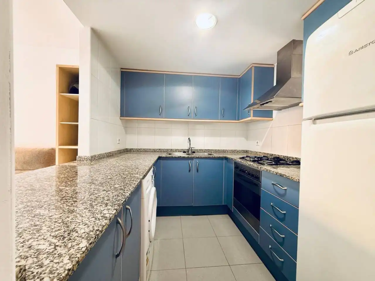 Küche von Wohnung zum Verkauf in Girona mit Heizung, Terrasse und Gemeinschaftspool