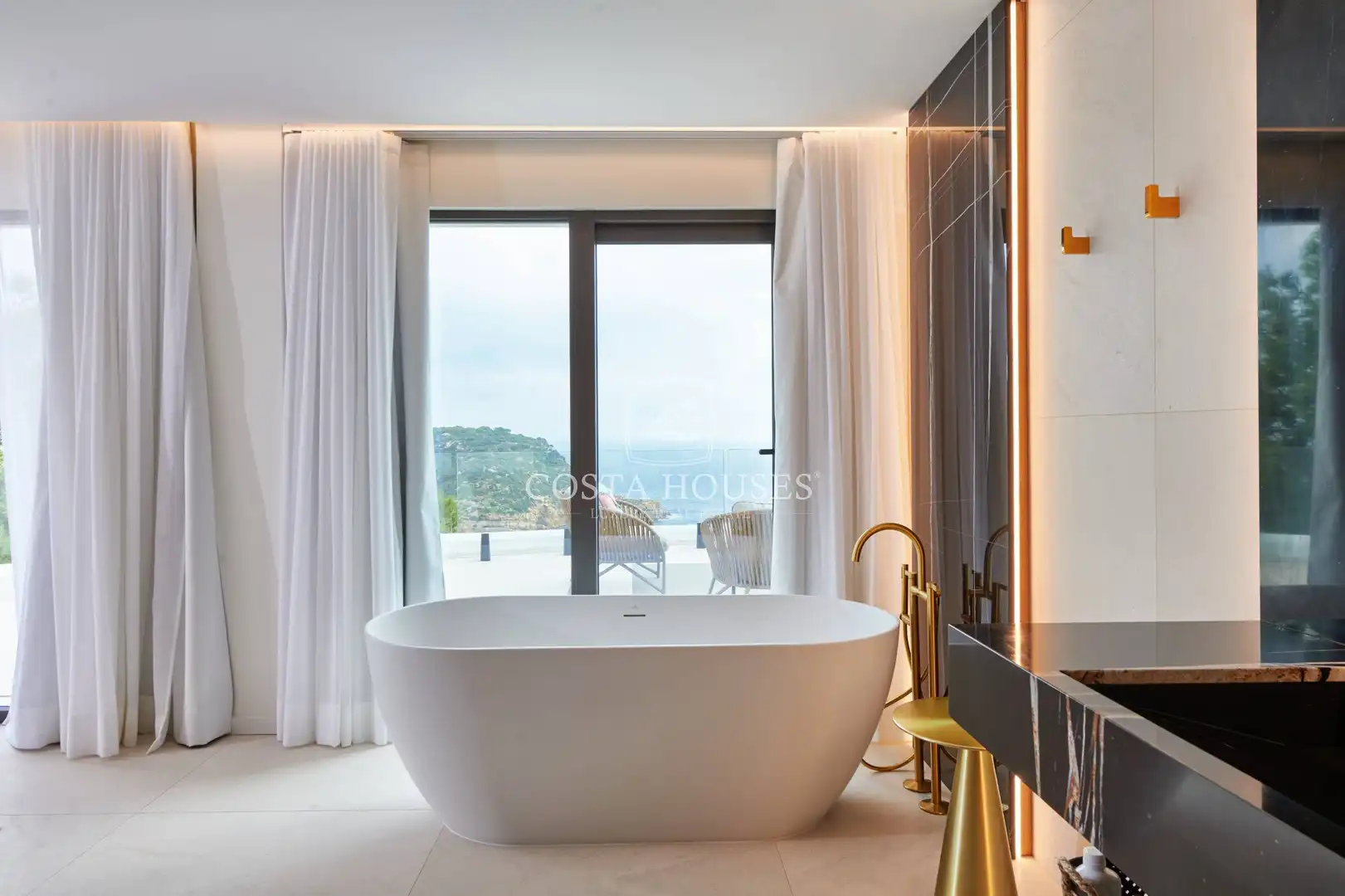 Bathroom of Houses for sale in Jávea / Xàbia  with Air Conditioner, Private garden and Terrace