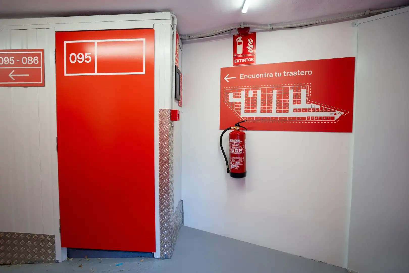Storage room for rent in Barcelona  with Alarm