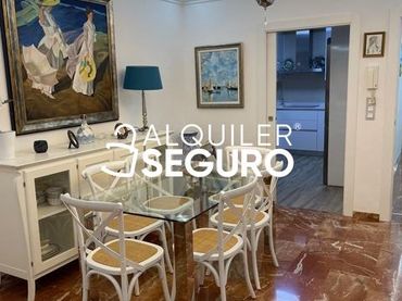 Flat with lift to rent in Constitución