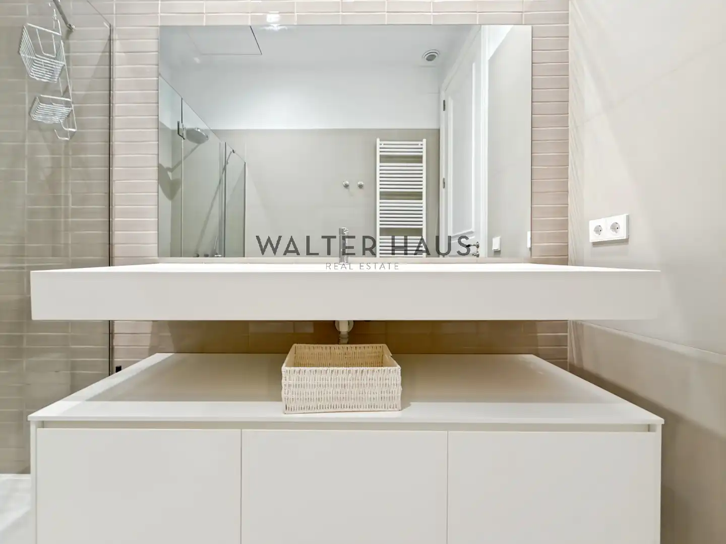 Wohnung zur Miete in Carrer de Girona, Dreta de l'Eixample