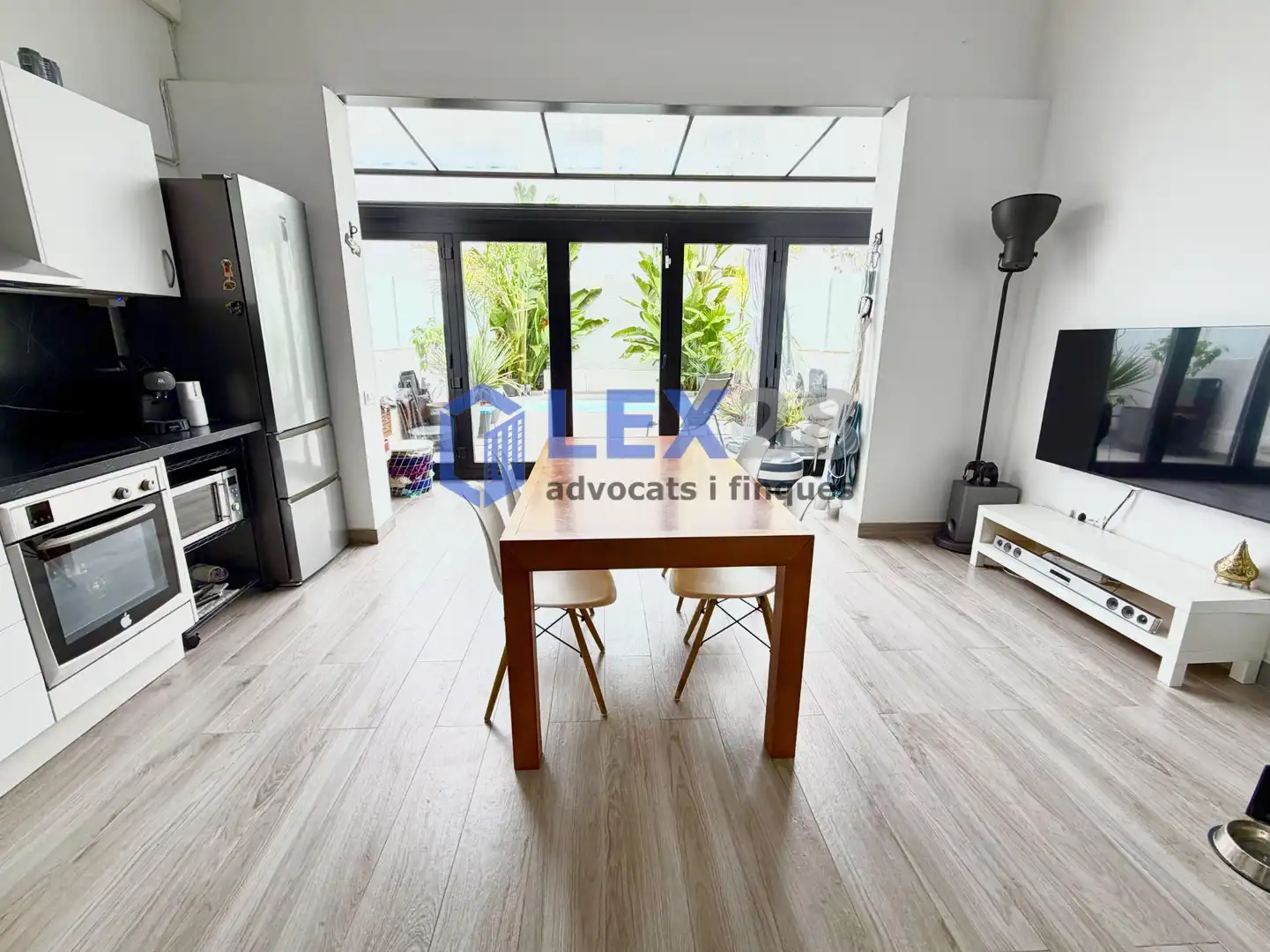 Reihenhaus mit Terrasse zum Verkauf in Carrer de la Indústria, imagen 16