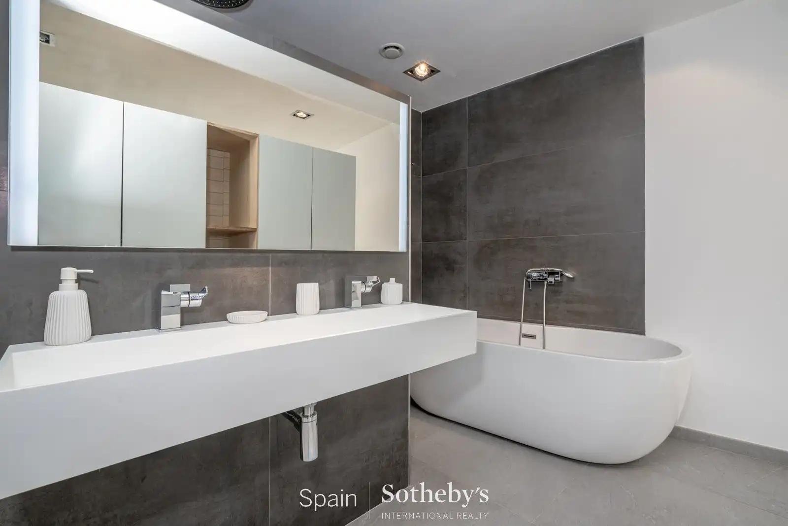 Baño de Casa o chalet en venta en Roses con Aire acondicionado, Jardín privado y Terraza