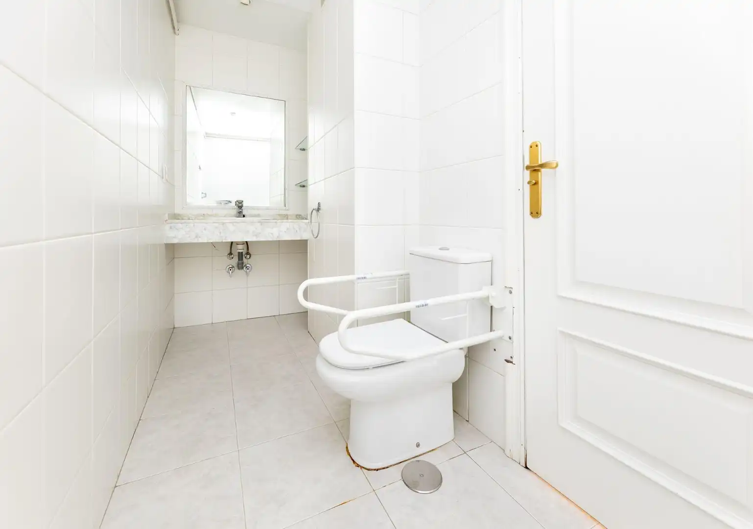 Flat with terrace for sale in Calle Pedro Antonio de Alarcón 13, imagen 9