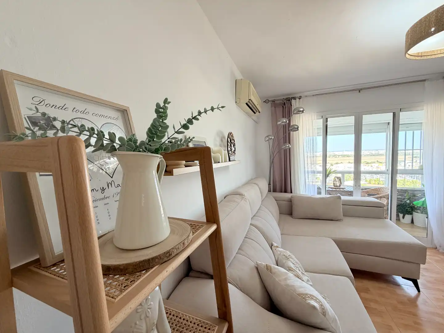 Sala de estar de Piso en venta en Camas con Aire acondicionado, Balcón y Internet