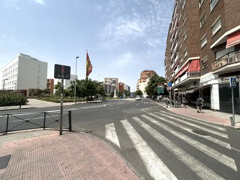 Vista exterior de Pis en venda en Madrid amb Calefacció i Piscina