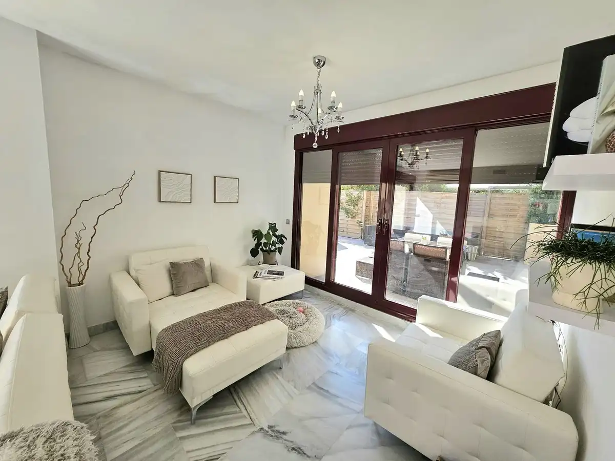 Casa con piscina en venta en Los Flamingos, imagen 11