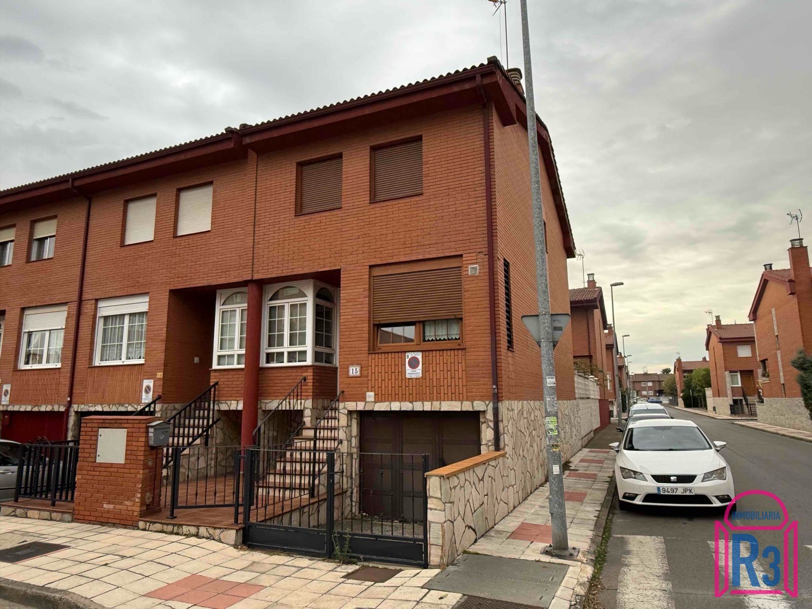 Exterior view of Single-family semi-detached to rent in San Andrés del Rabanedo  with Heating and Furnished