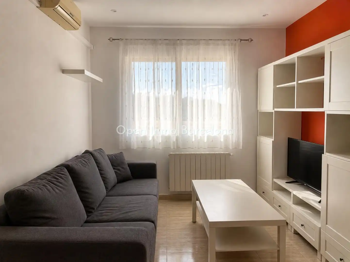 Living room of Flat for sale in Vilanova i la Geltrú  with Air Conditioner and Heating