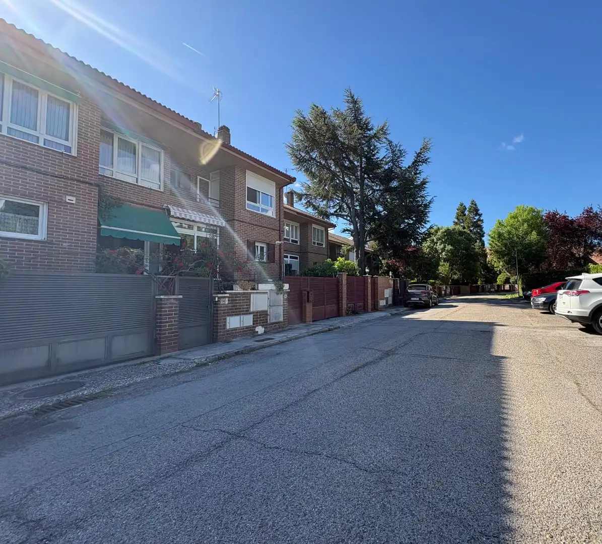 Vista exterior de Casa adosada de lloguer en Guadarrama amb Calefacció, Jardí privat i Terrassa