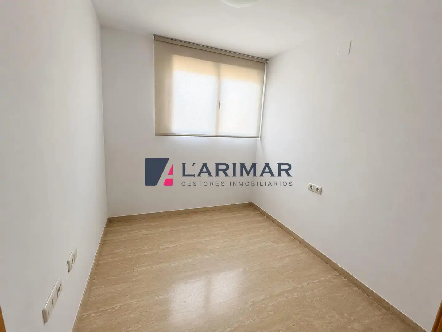 Dormitori de Casa adosada de lloguer en Alicante / Alacant amb Aire condicionat, Calefacció i Jardí privat
