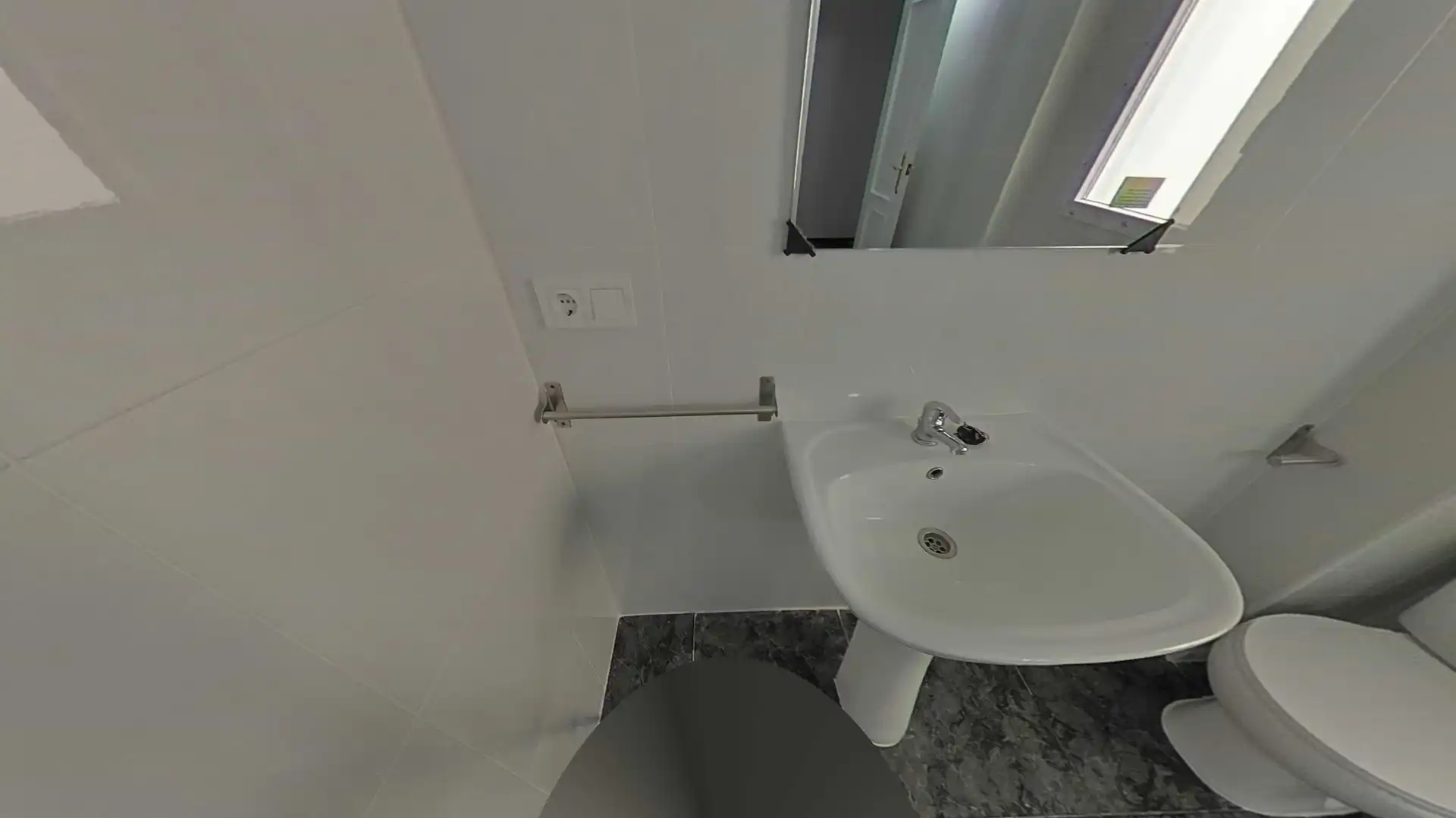 Bany de Pis en venda en Alicante / Alacant