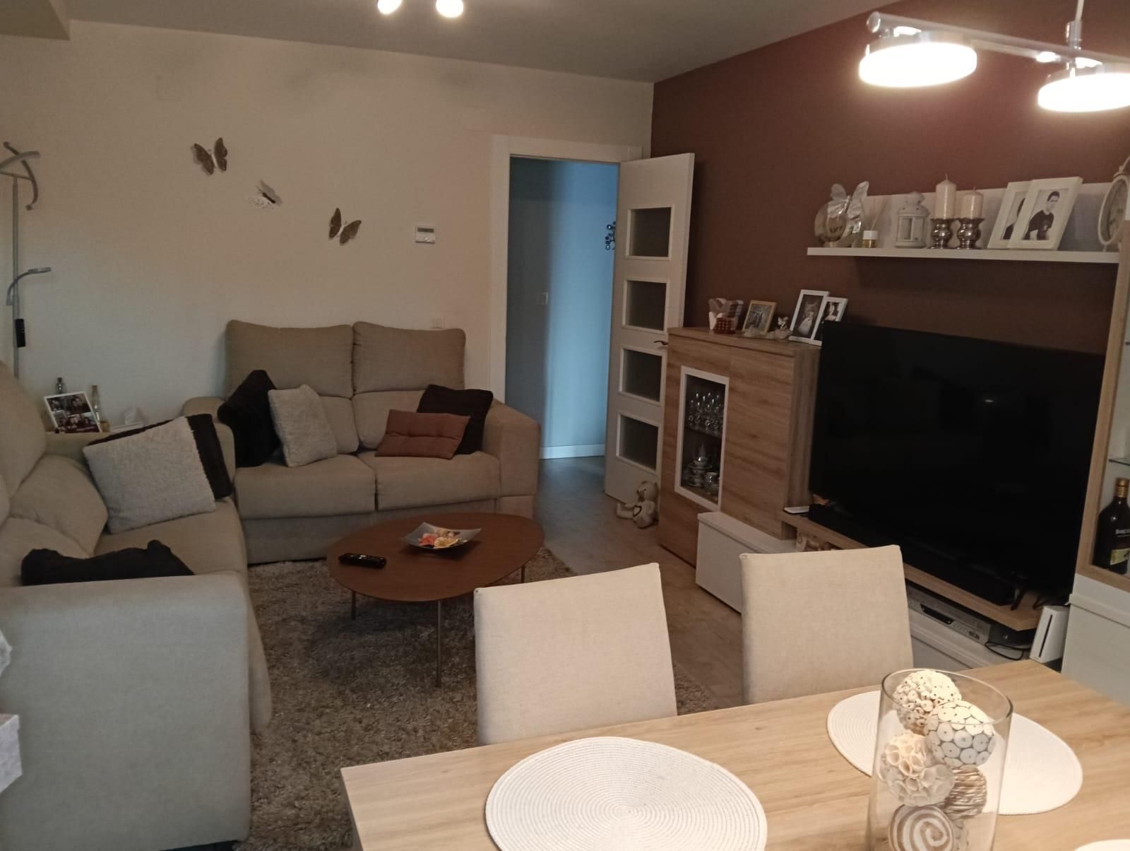 Living room of Flat for sale in Santa Marta de Tormes  with Heating, Terrace and Storage room