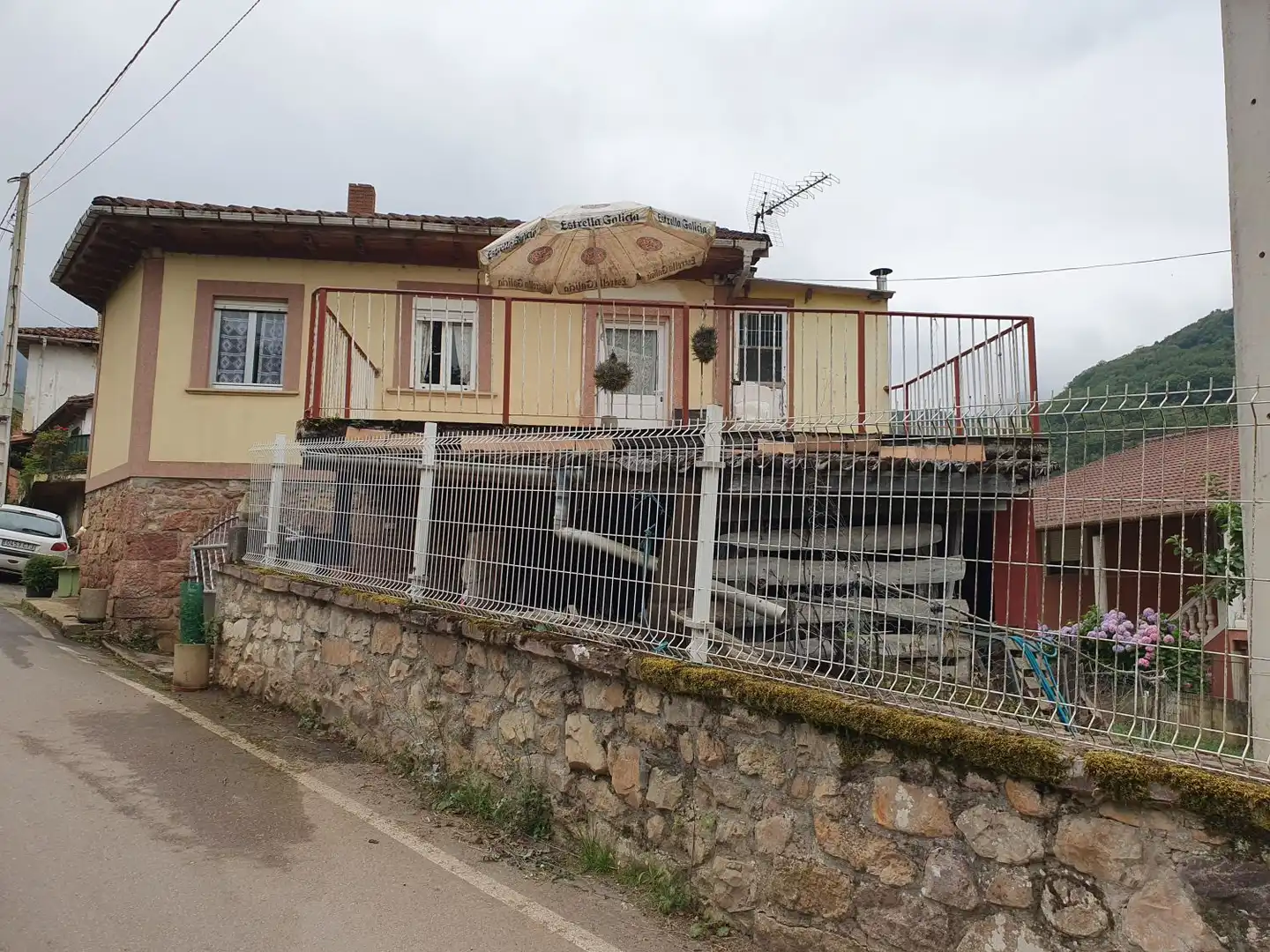 Casa con terraza en venta en Belmonte de Miranda, imagen 4