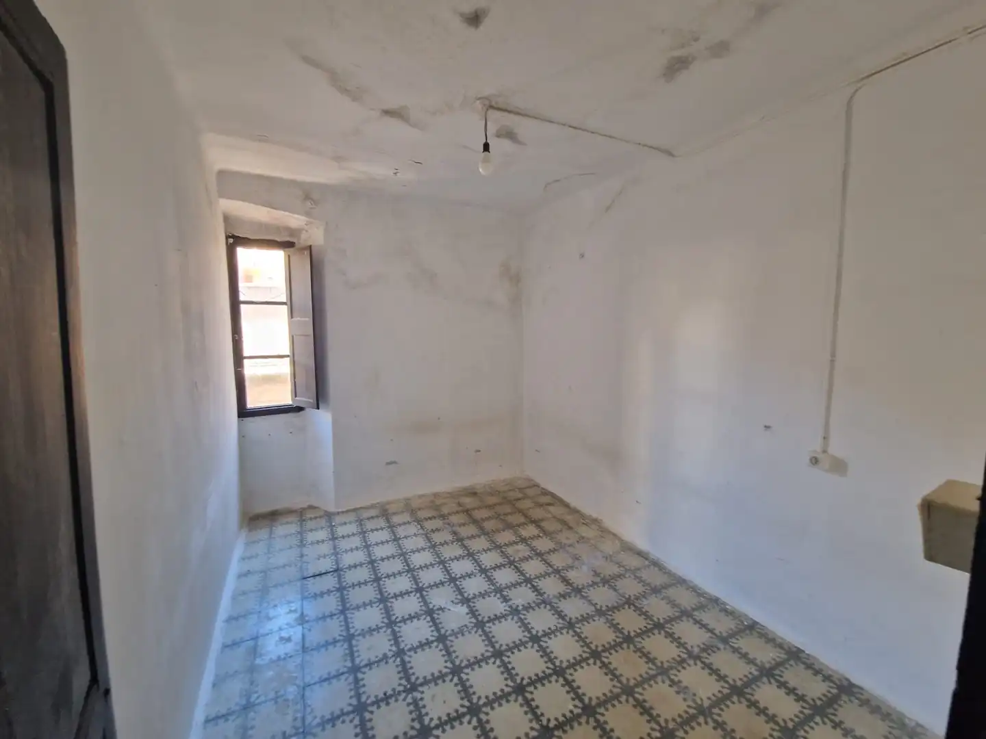 Commercial properties for rent in Figueres