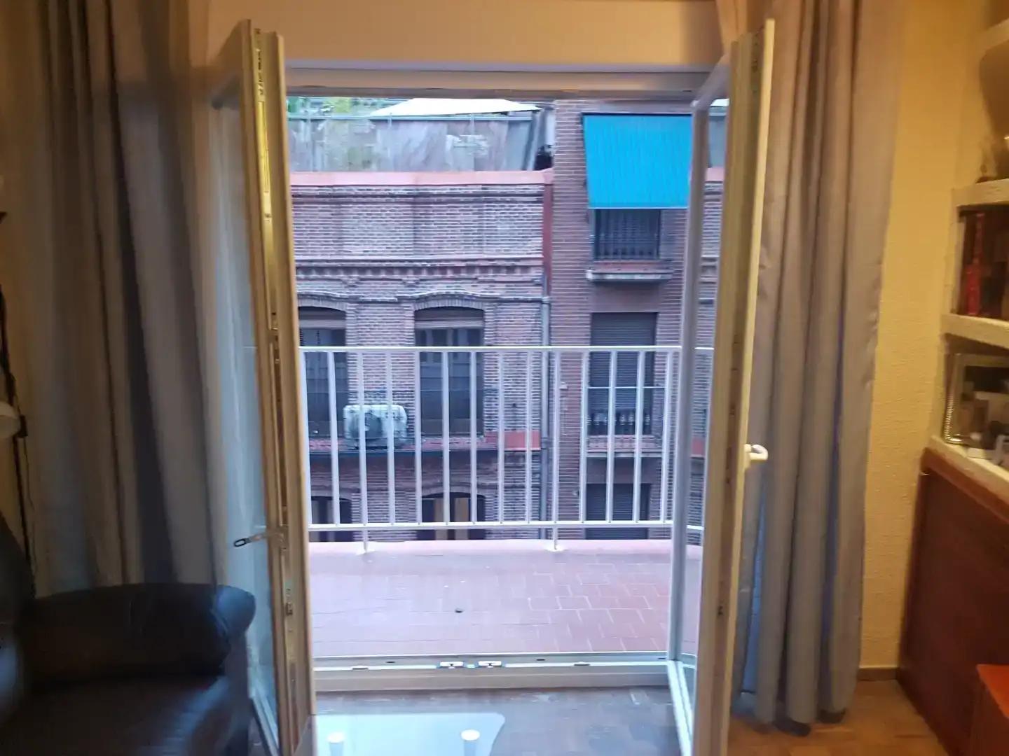 Terraza de Piso en venta en  Madrid Capital con Balcón