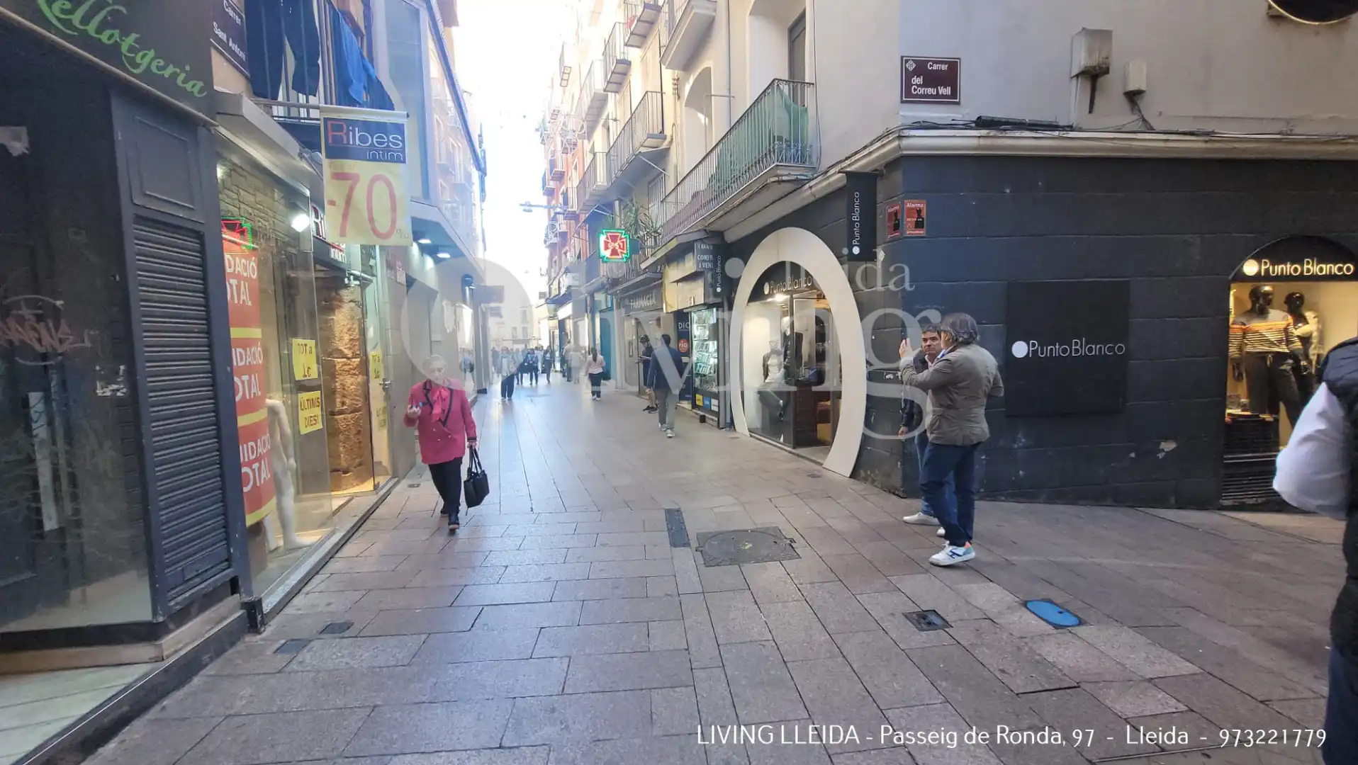 Außenansicht von Gebäude zum Verkauf in Lleida