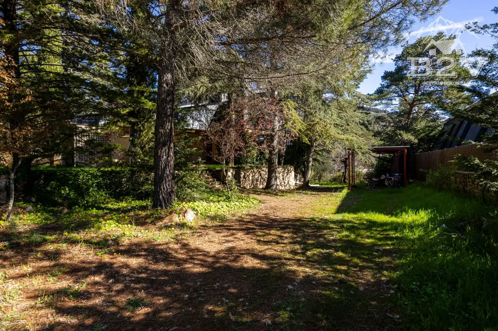 Casa o xalet en venda en Miraflores de la Sierra amb Calefacció, Jardí privat i Traster