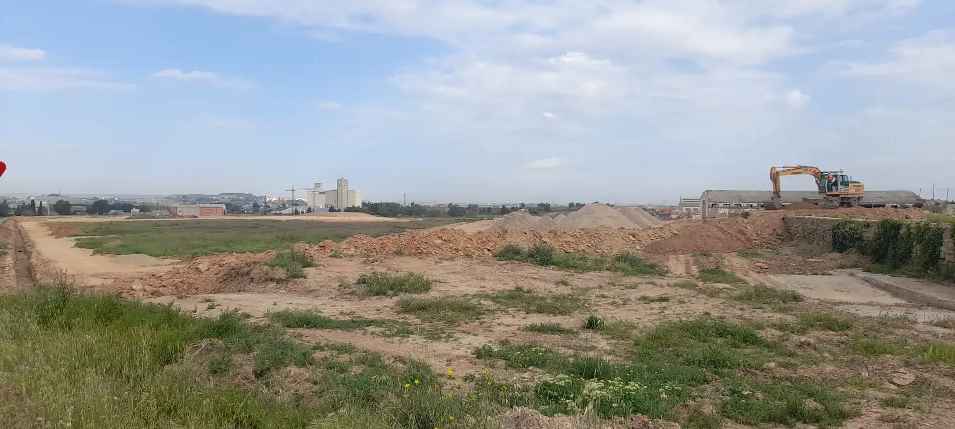 Terreny industrial en venda en Els Alamús