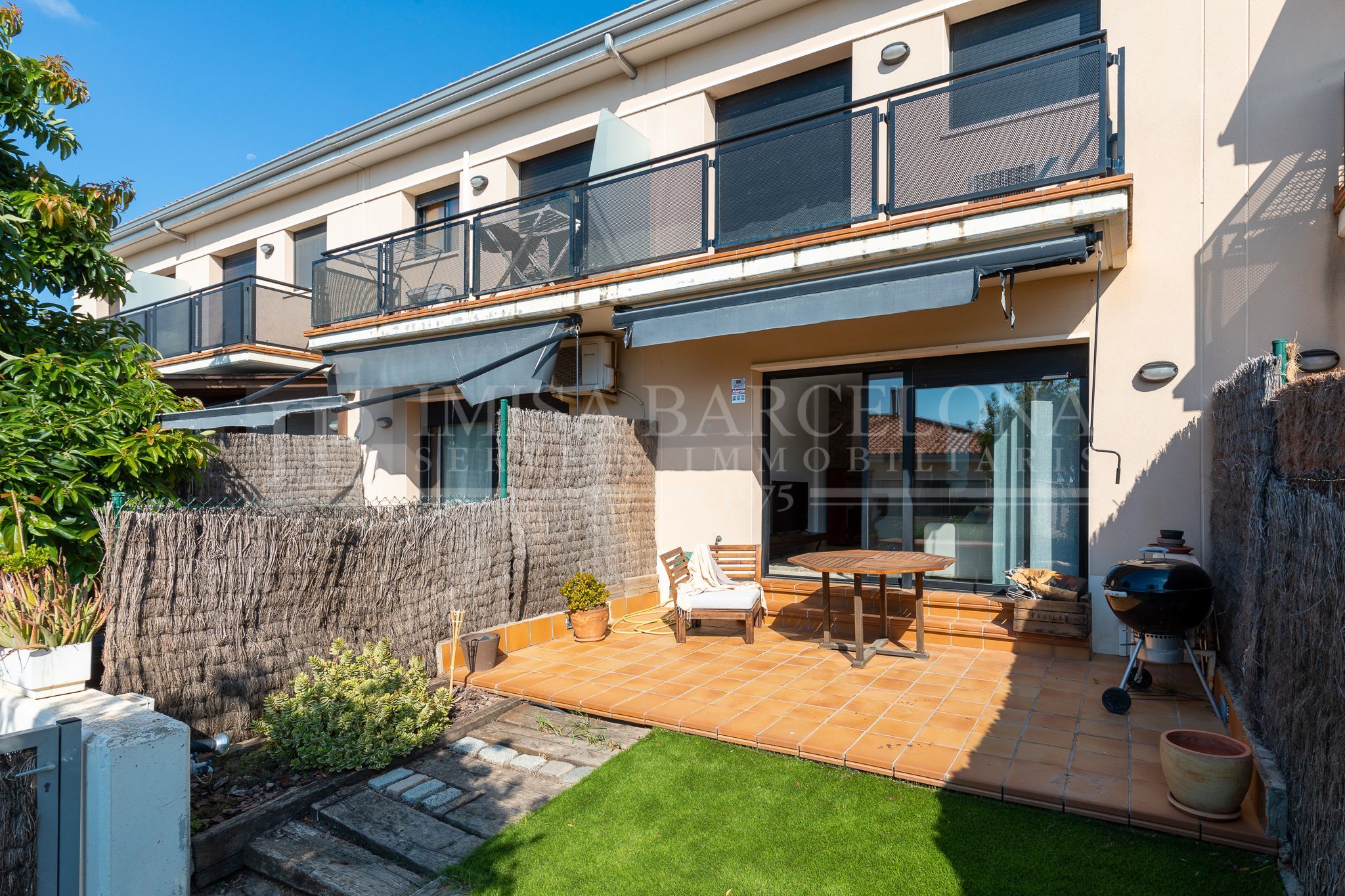 Terrace of House or chalet for sale in Vilanova i la Geltrú  with Heating, Storage room and Swimming Pool