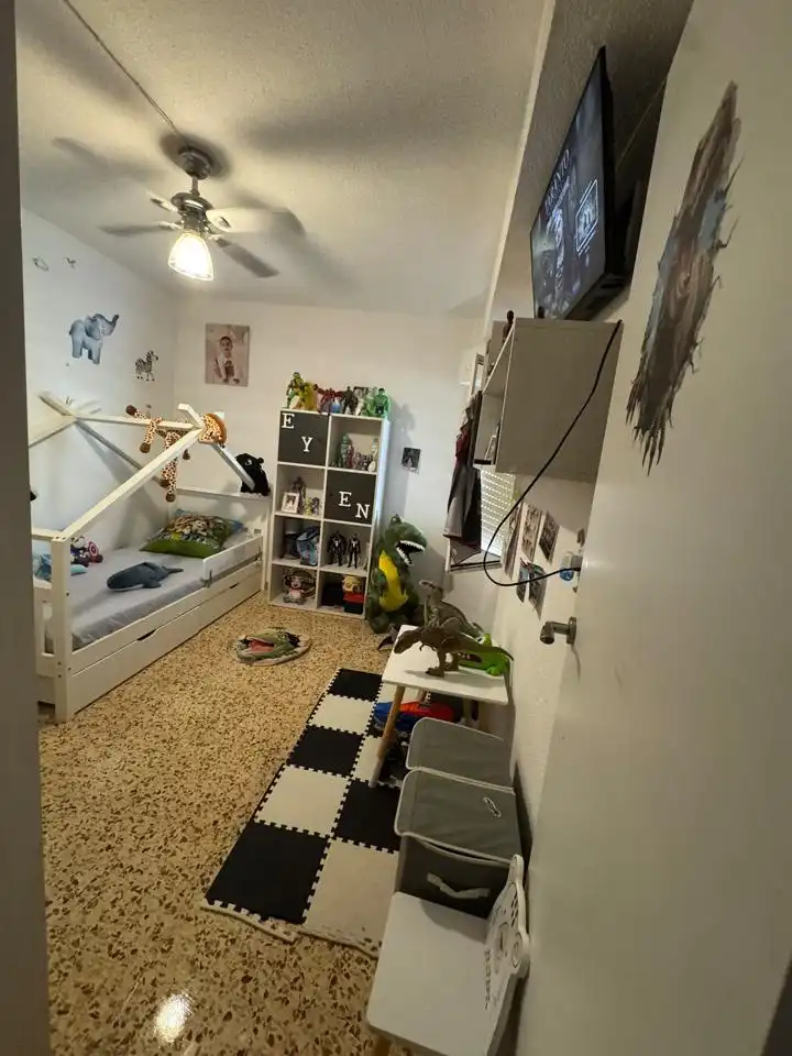 Piso en venta en Canals con Calefacción