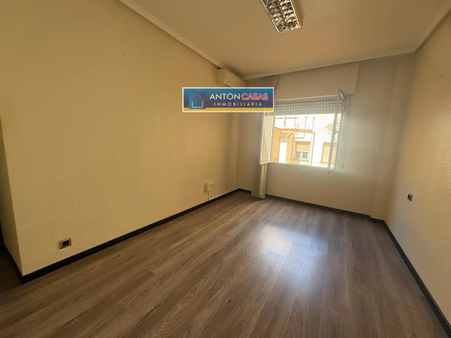 Piso en venta en Novelda con Aire acondicionado y Parquet